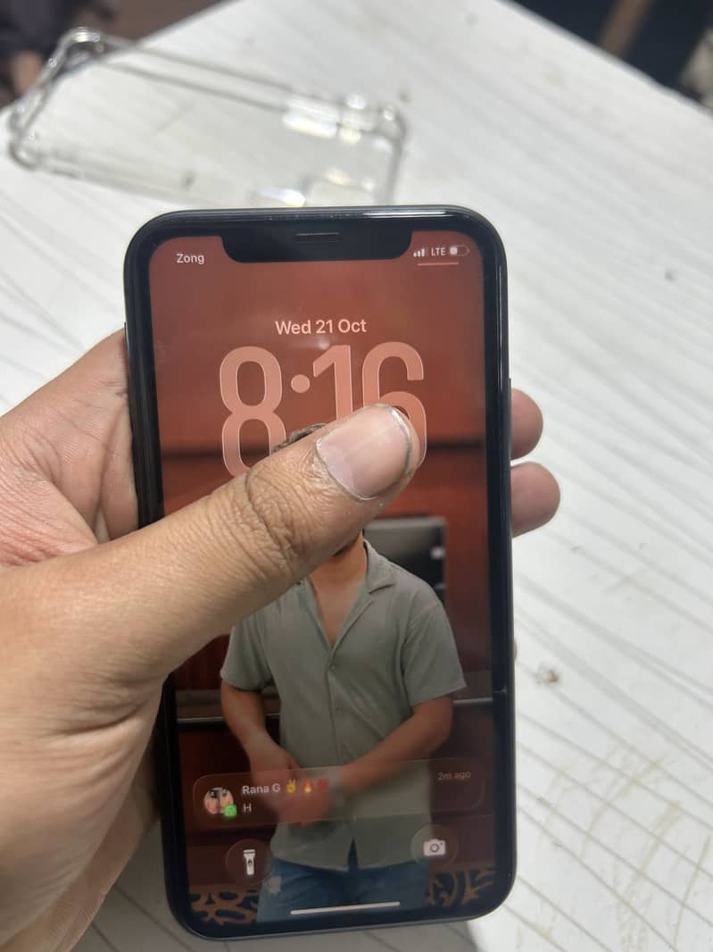 Apple iPhone 11 1