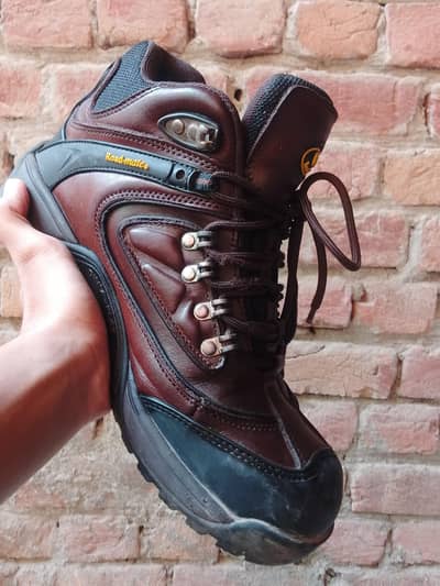 Thick high quality leather boots