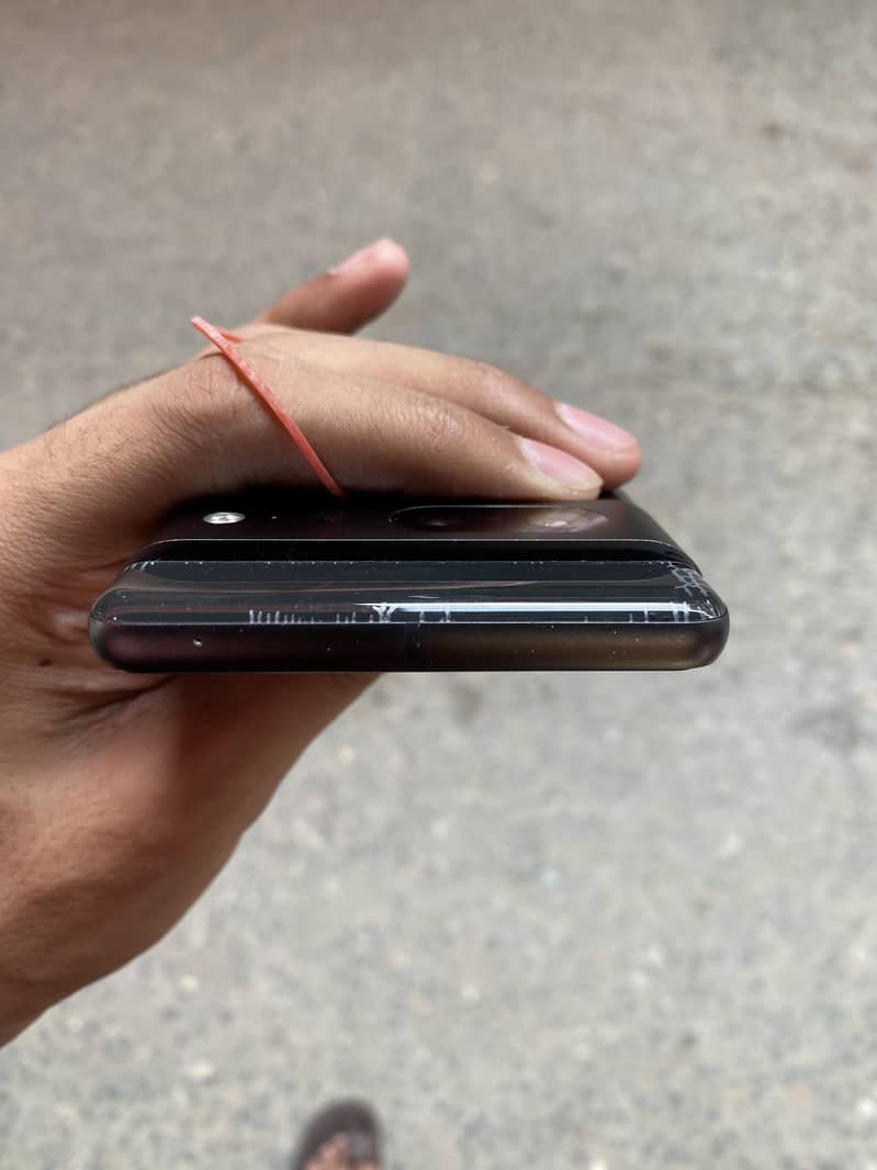 Google Pixel 7 4