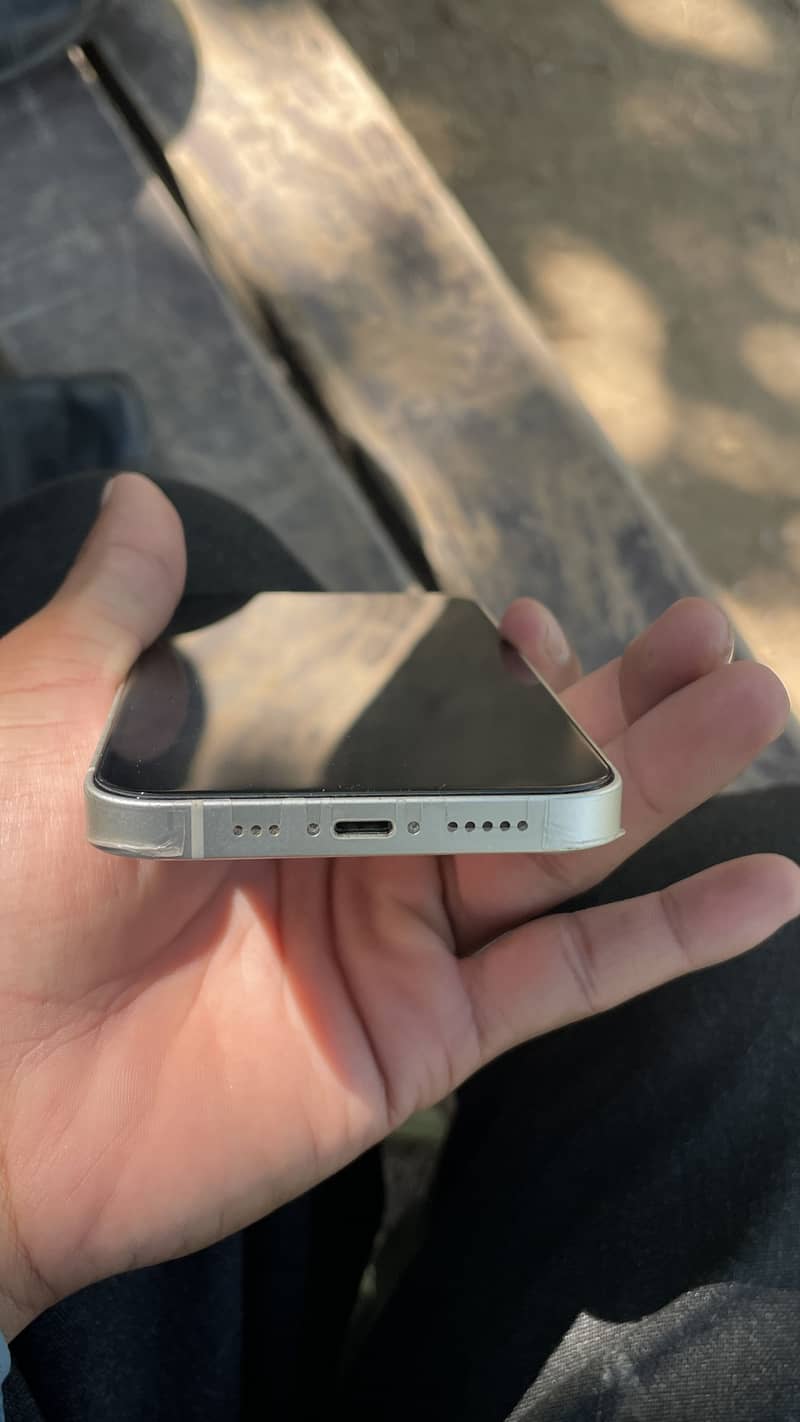 Apple iPhone 14 1