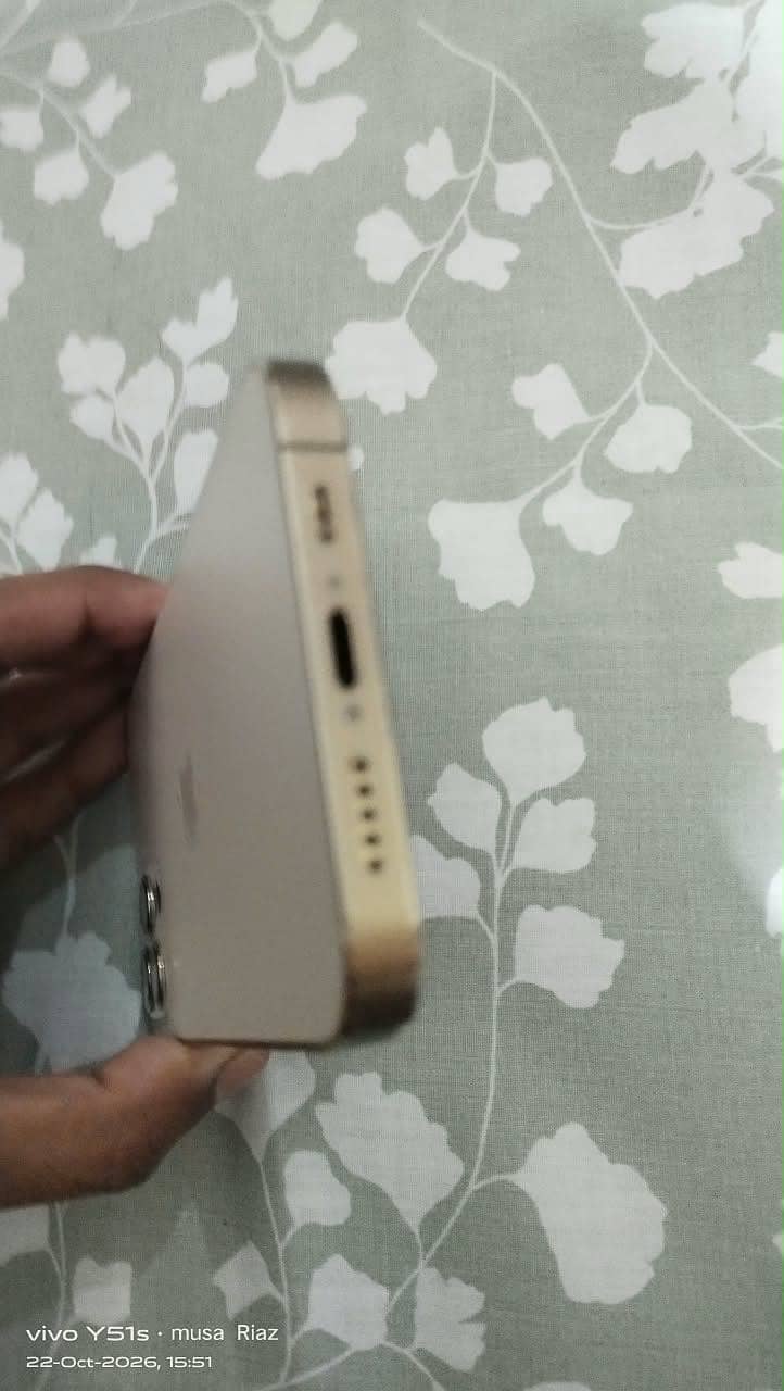 Apple iPhone 12 Pro 4