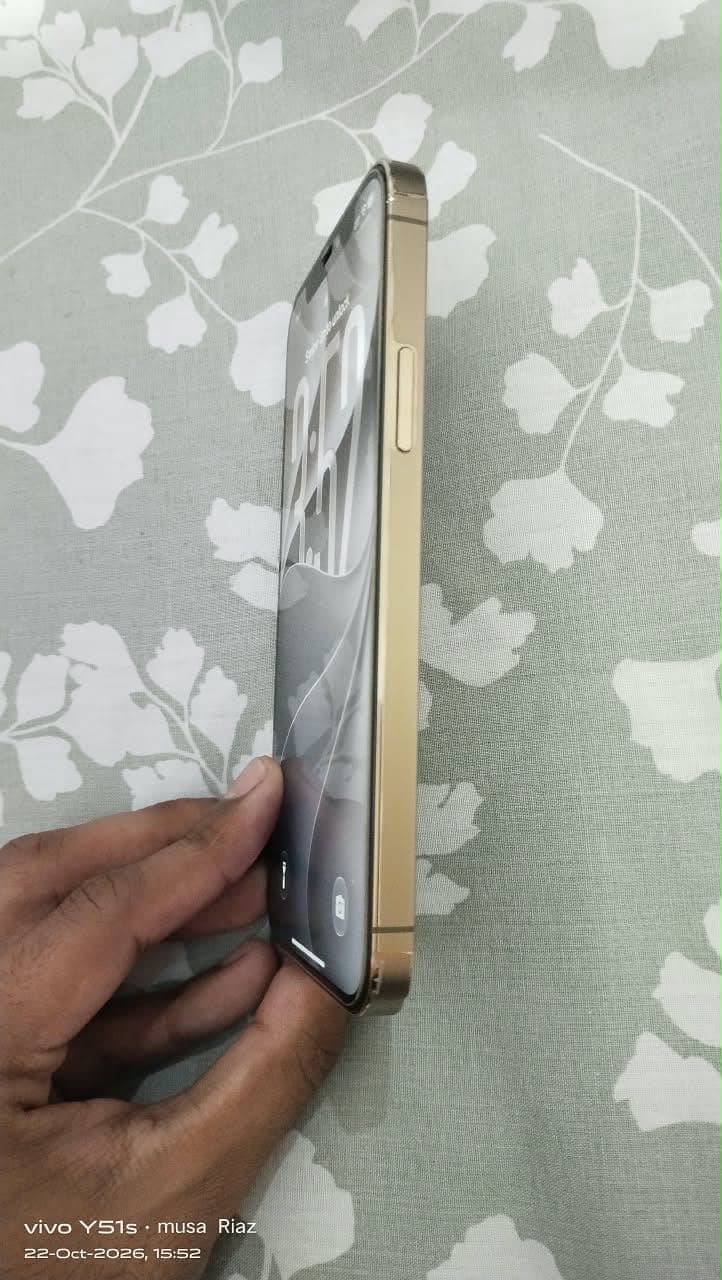 Apple iPhone 12 Pro 6