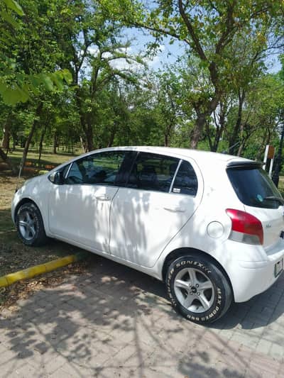 Toyota Vitz 2013