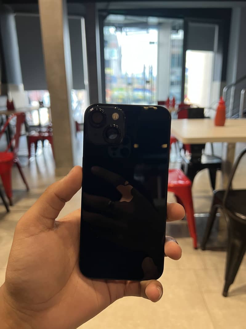 Apple iPhone 13 3
