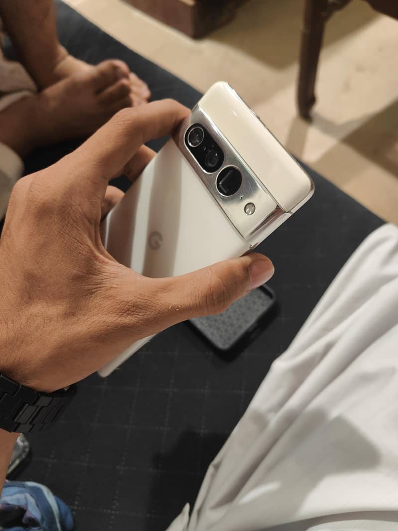 Google Pixel 7 Pro 2