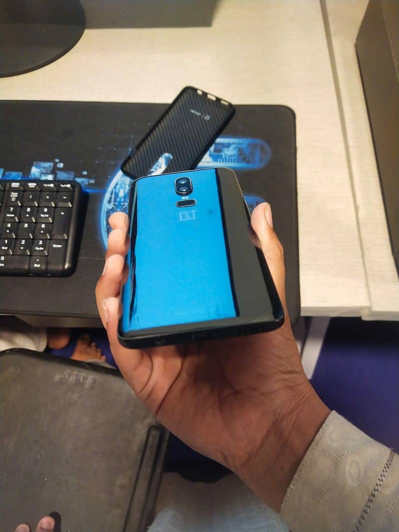 One Plus 6 0