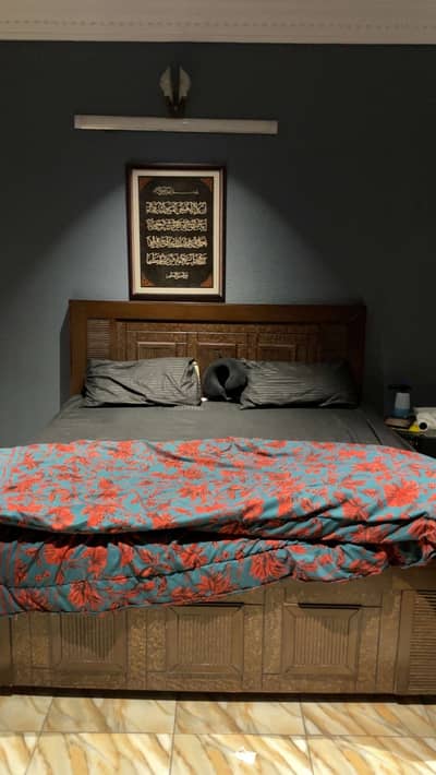 Used bed