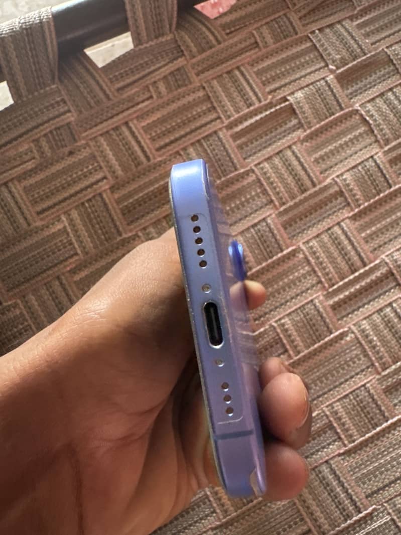 Iphone 16 MDM 4