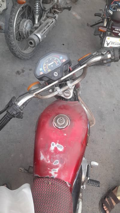 urgently sale bike 4000