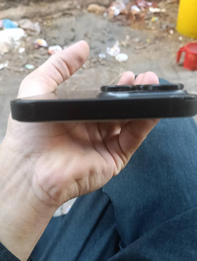 Apple iPhone 14 Pro Max 3