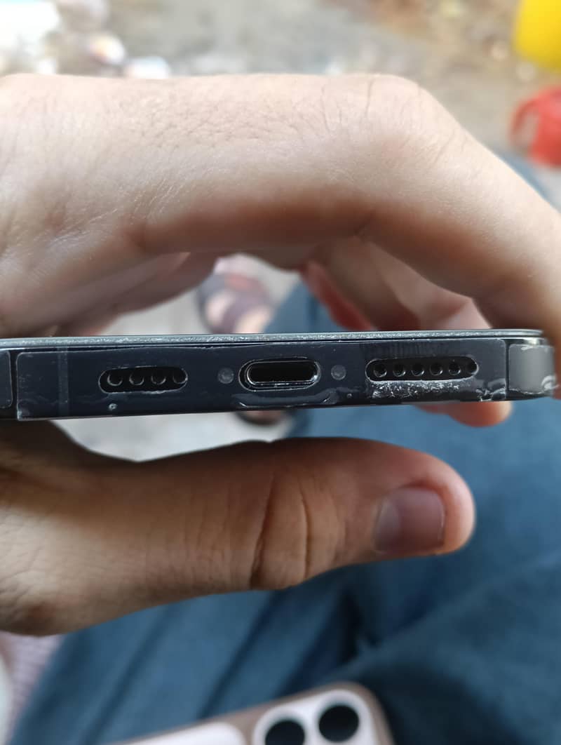 Apple iPhone 14 Pro Max 4