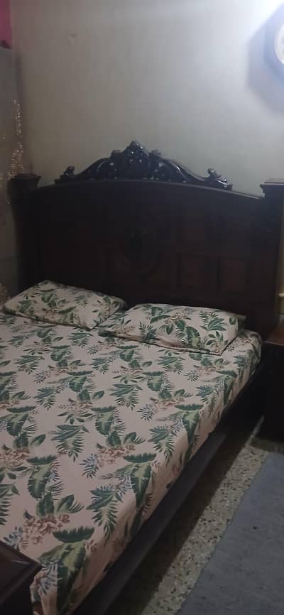 king size bed