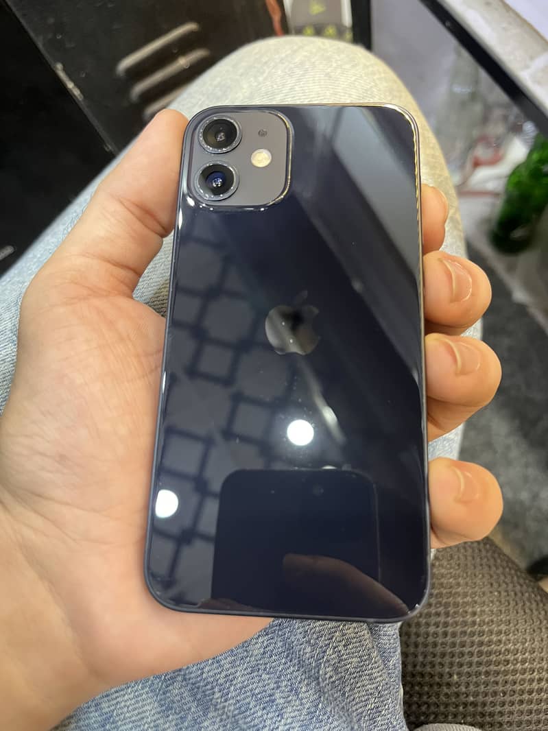Apple iPhone 12 mini 2
