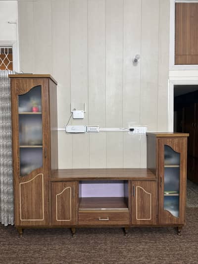 I want sell my Tv Console and sides Cabnits