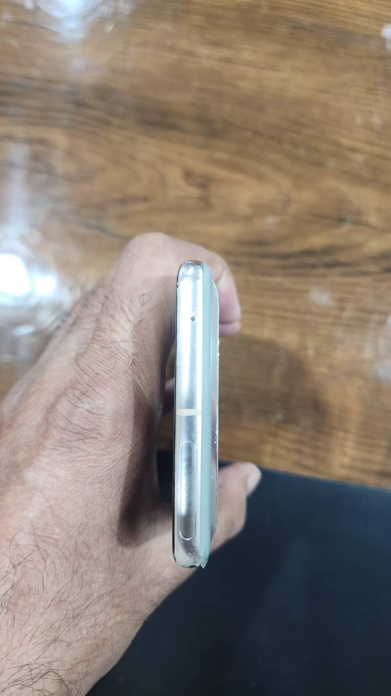 Google Pixel 7 Pro Good condition 3
