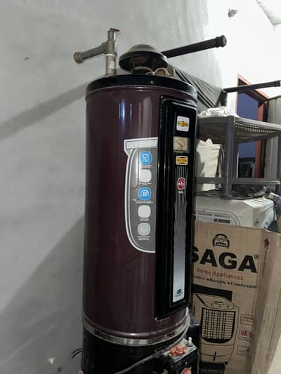 Geyser For sell Condition 10 by 10  Demand 70k