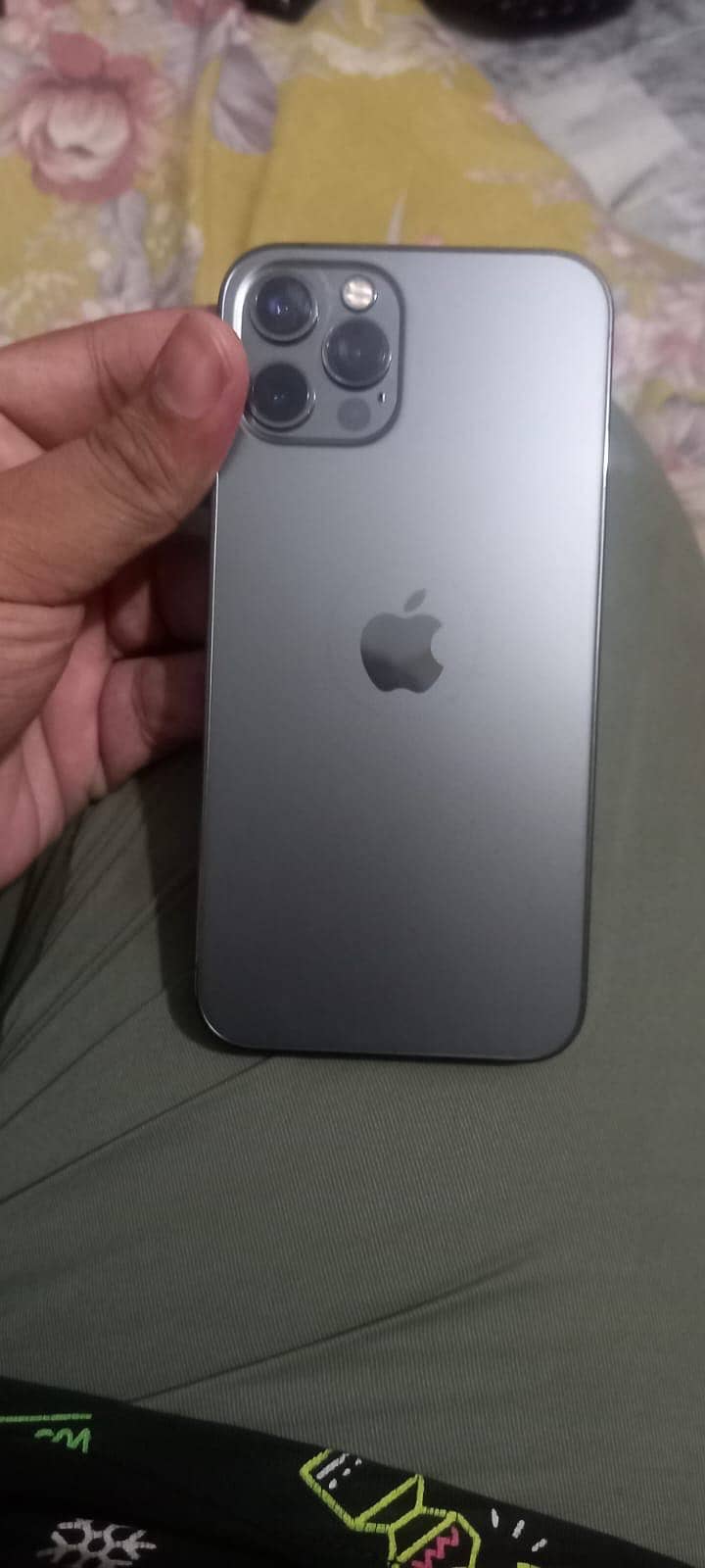 Apple iPhone 12 Pro 2