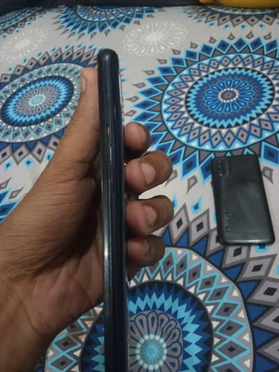 Samsung Mobile A20