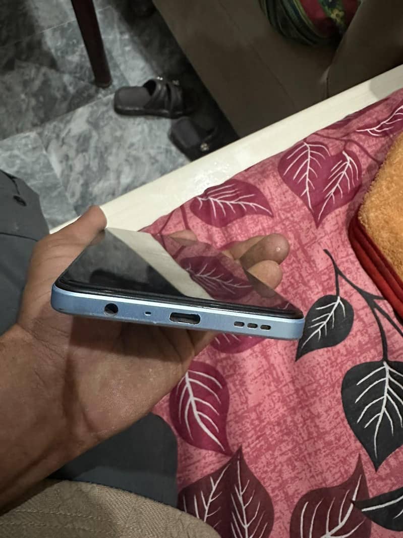 OPPO A60 2