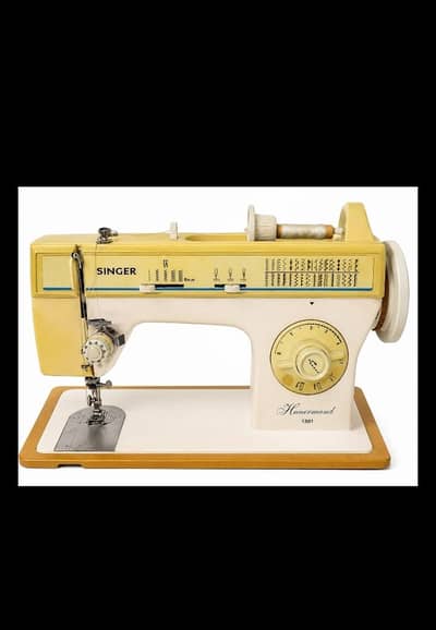 Vintage Singer Hinnemand 1301 Sewing Machine