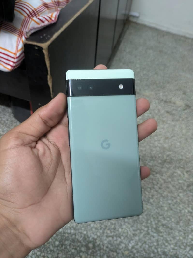 Google Pixel 6a 1