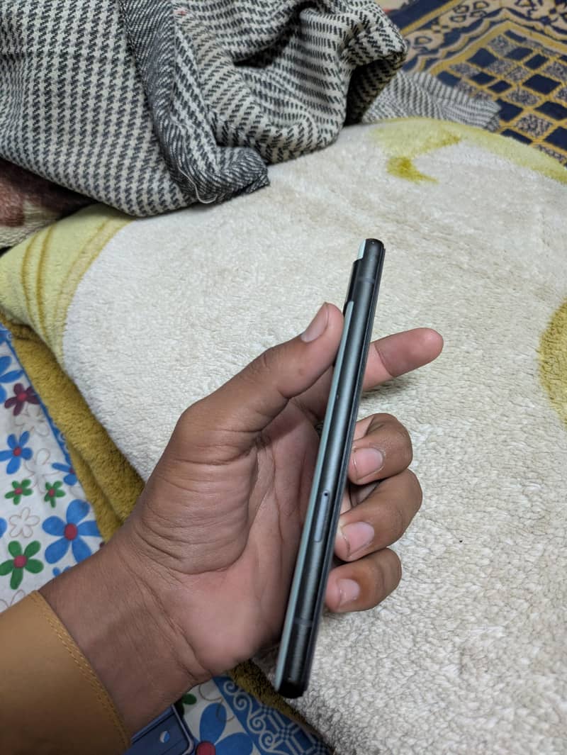 Google Pixel 6a 3