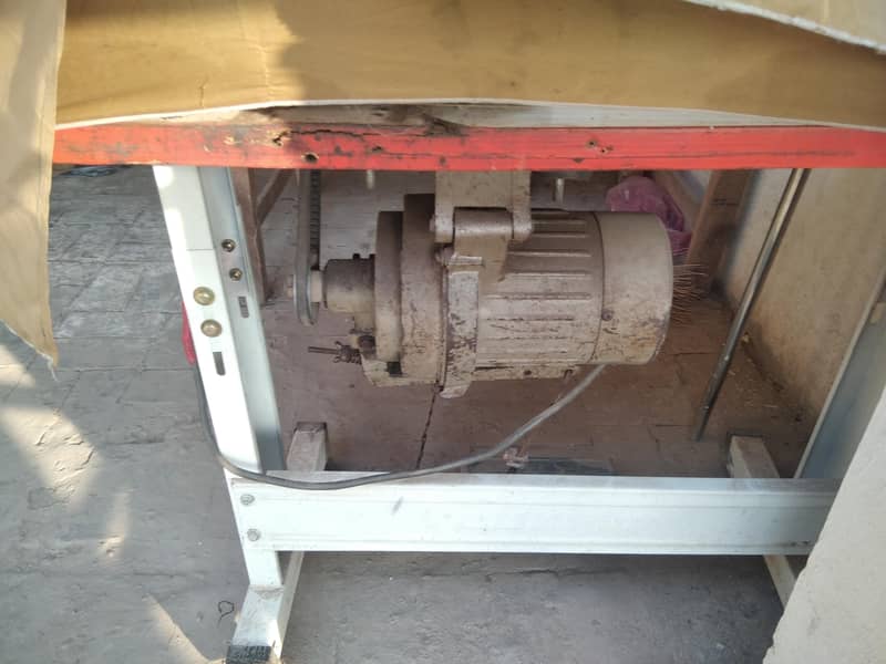 Maqi Overlock Machine 5