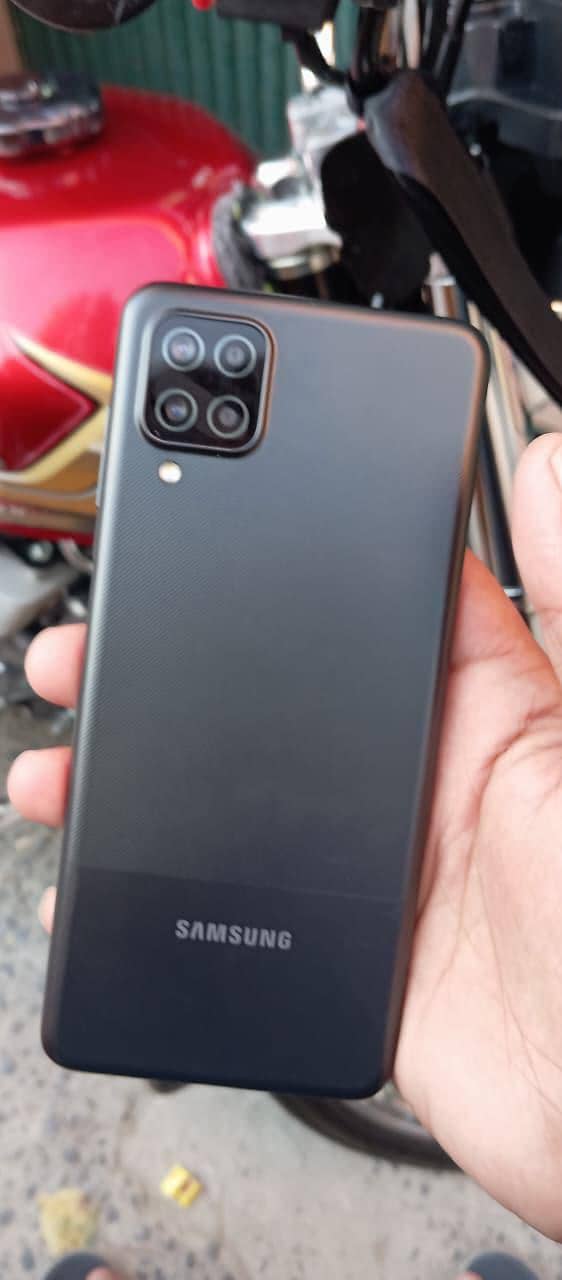 Samsung Mobile A12 17000 0