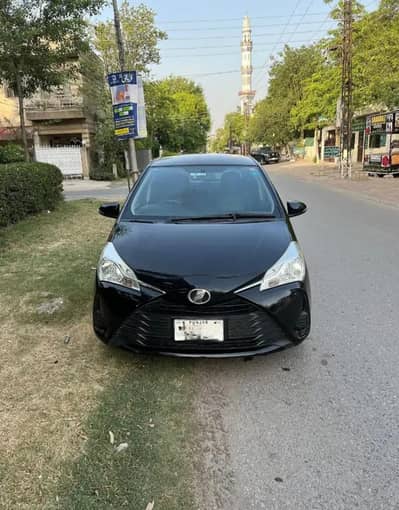 Toyota Vitz 2017/ 2020 Pearl Black
