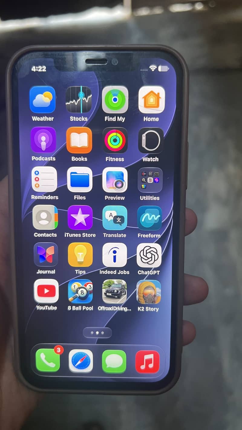 iPhone 12 0