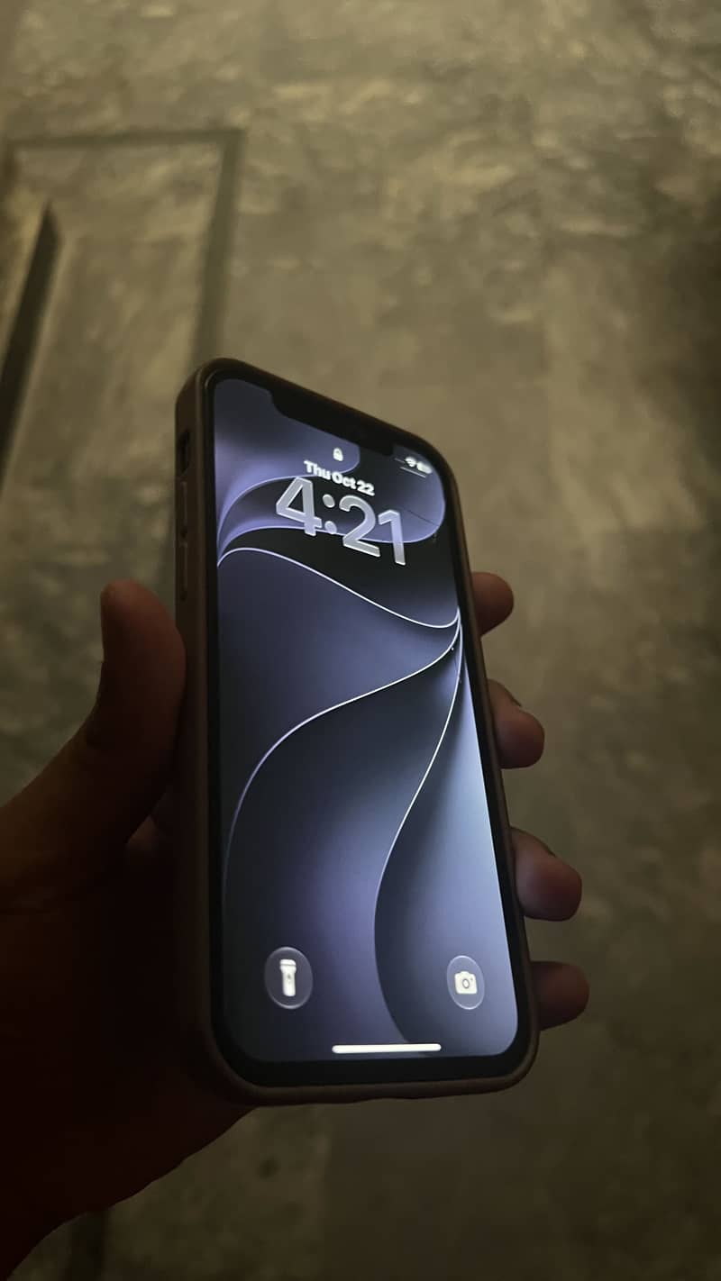 iPhone 12 3