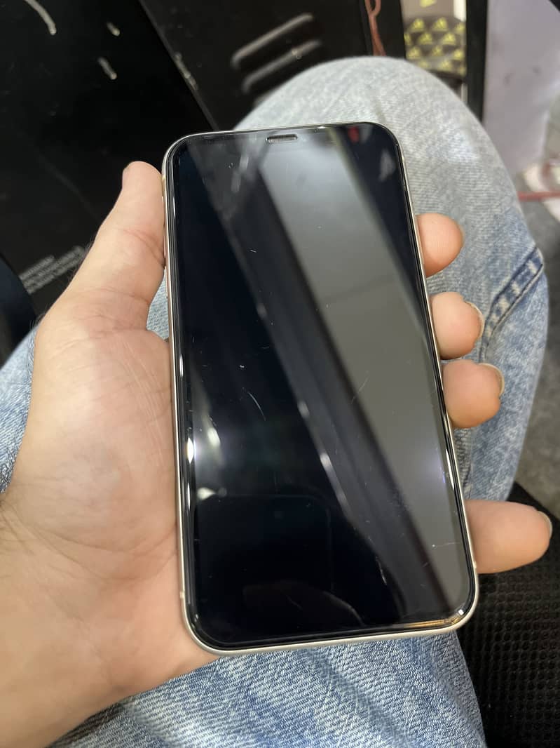 Apple iPhone 11 1