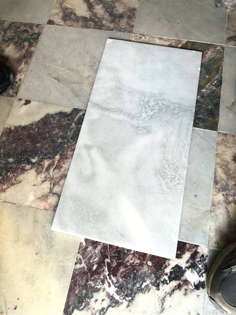River white marble 0