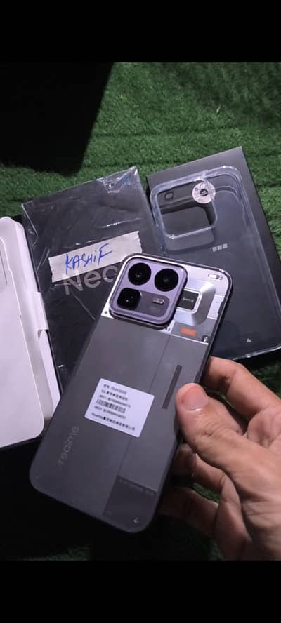 Realme neo 8  12 256