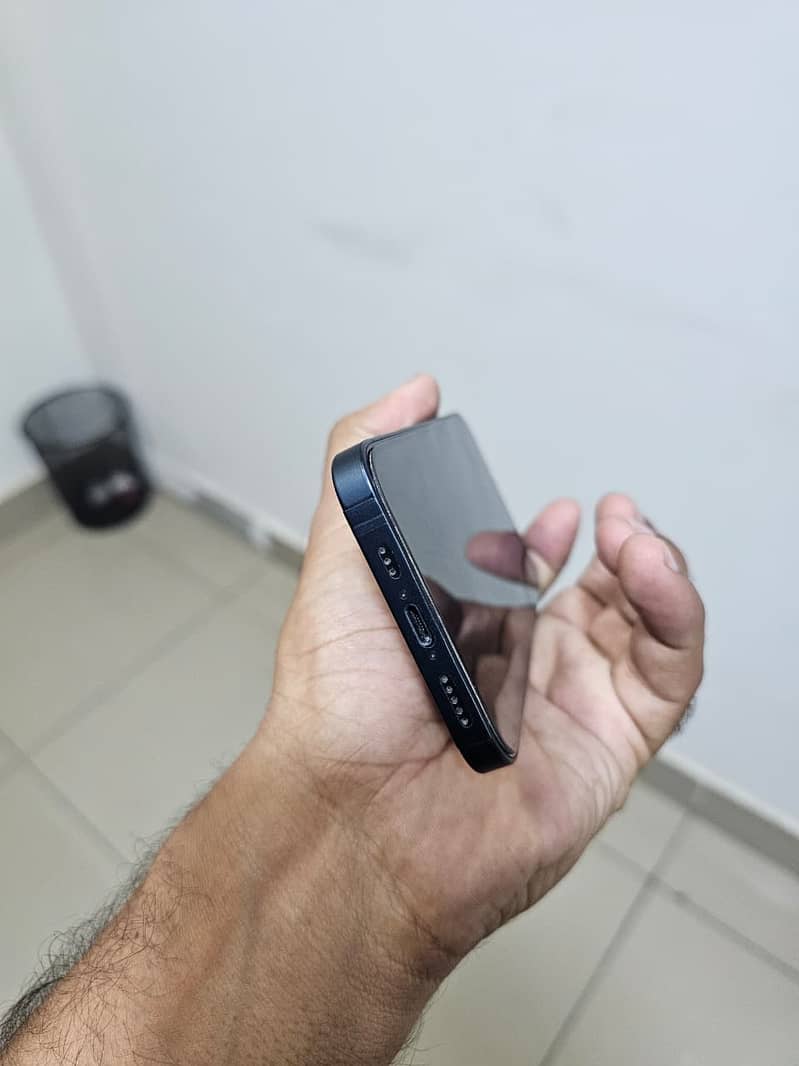 Apple iPhone 13 3