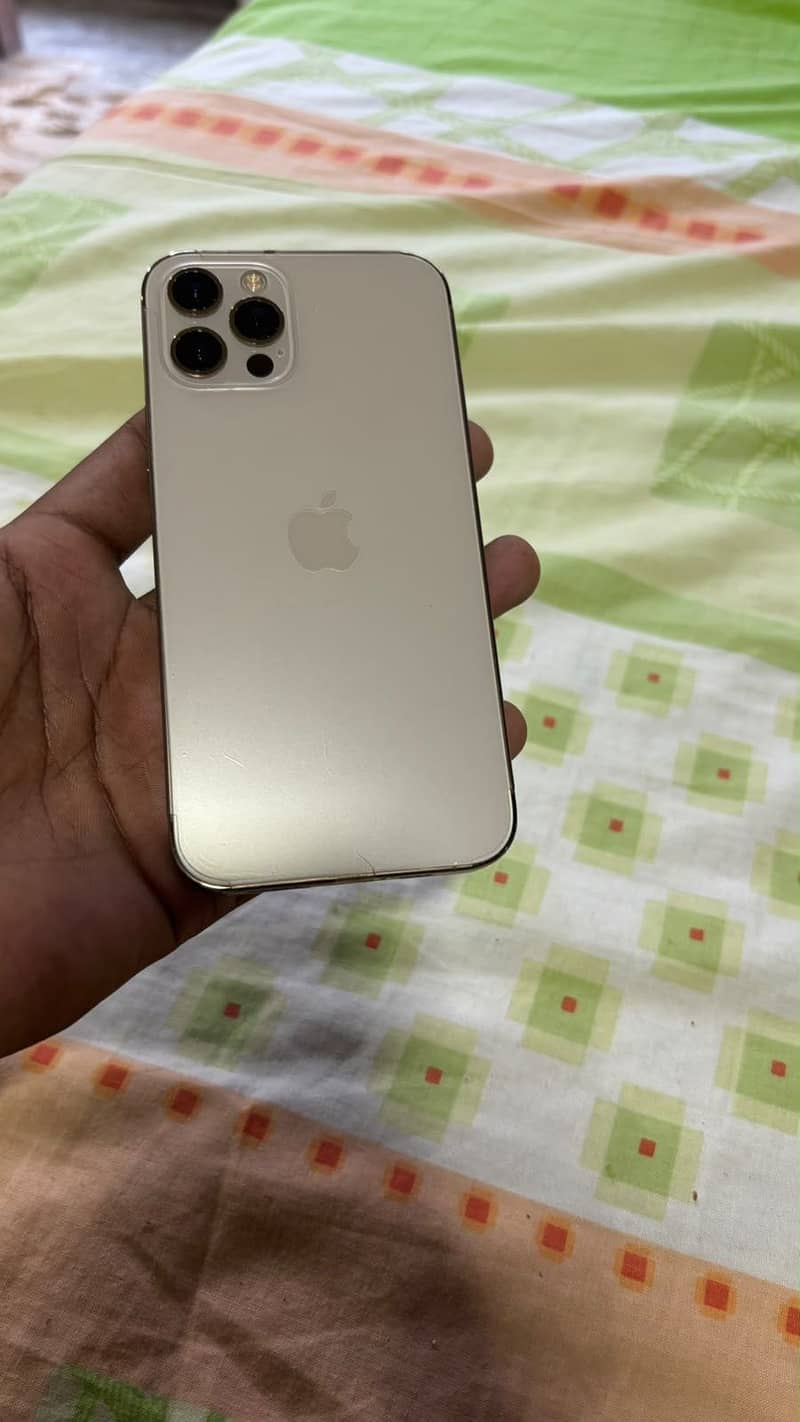 Apple iPhone 12 Pro 0