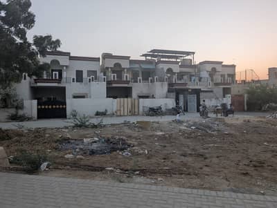 120 SQYDS AVAILABLE ON SALE IN AREESHA VILLAS LEASED PLOTS