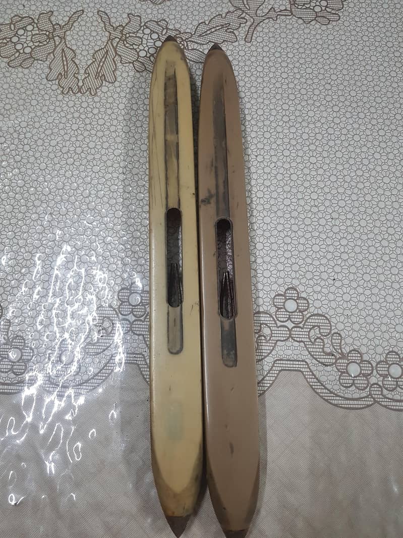 Loom Shuttles 1