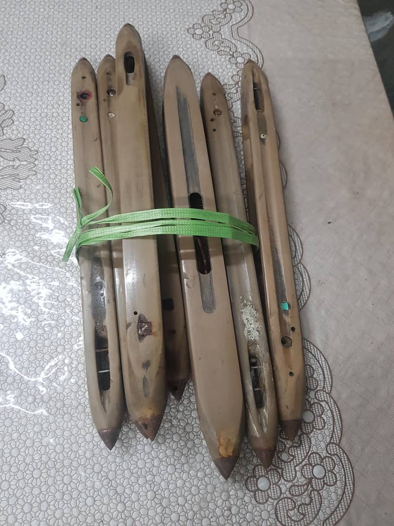 Loom Shuttles 0