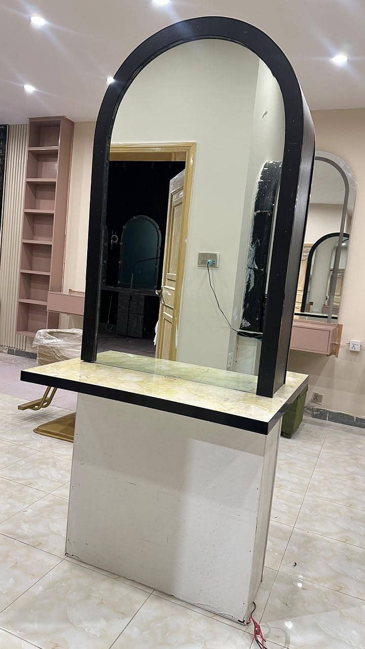 salon mirrors 2