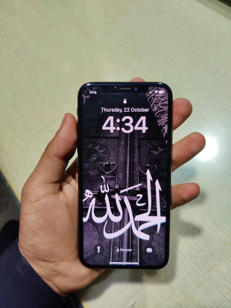 Apple iPhone X 2