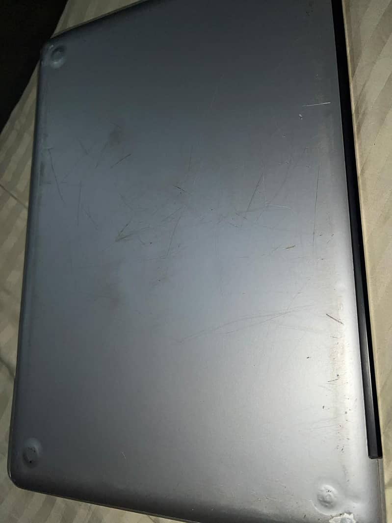 MacBook pro 2012 1