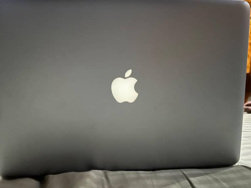 MacBook pro 2012 3
