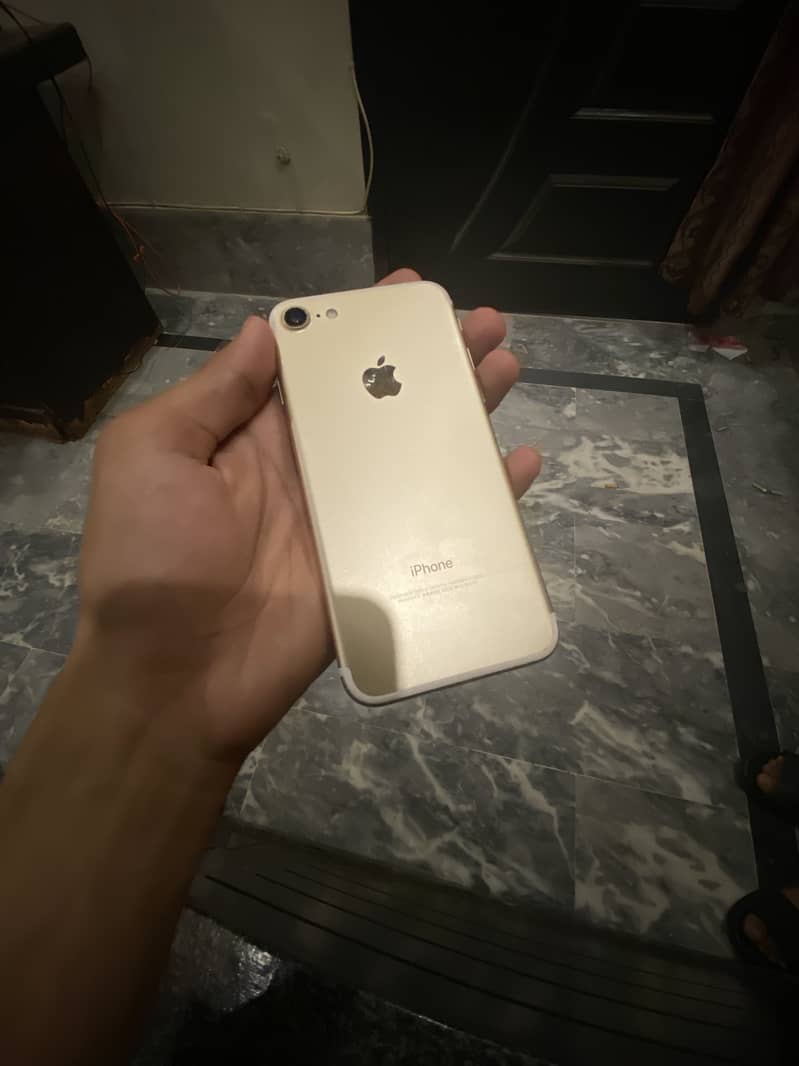 Apple iPhone 7   03294165920 6
