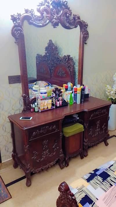 shesaham bedroom set used market s Kam rate m mil jaega