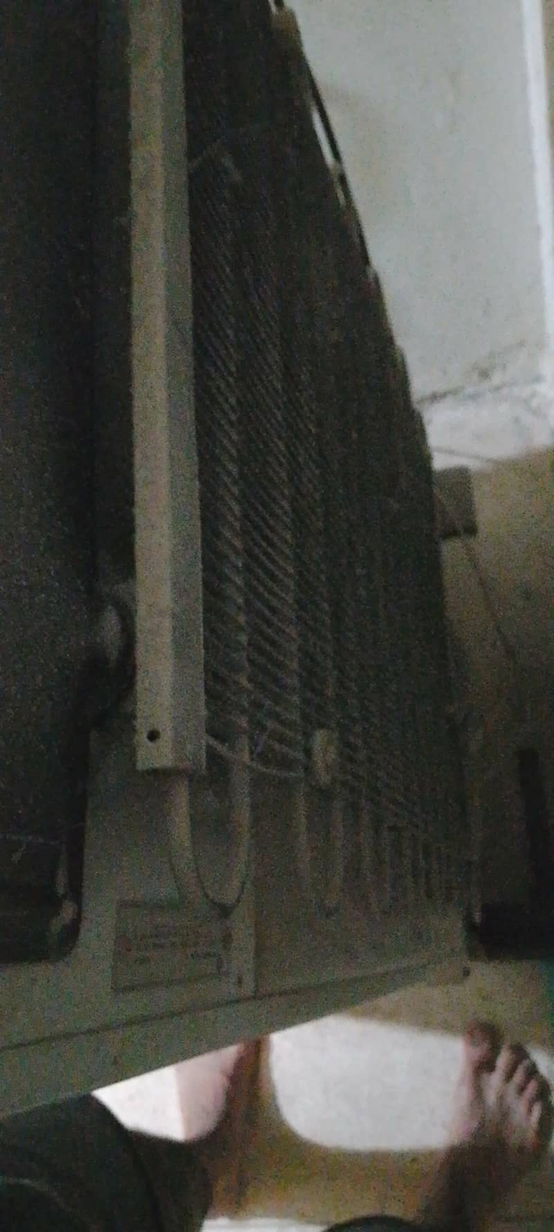 44 inches Refrigerator for Sale — Good Working condition 3