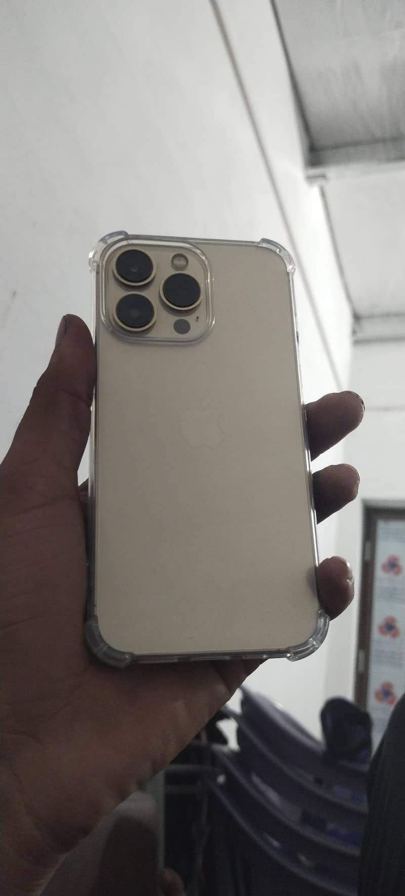 Apple iPhone 13 Pro 1