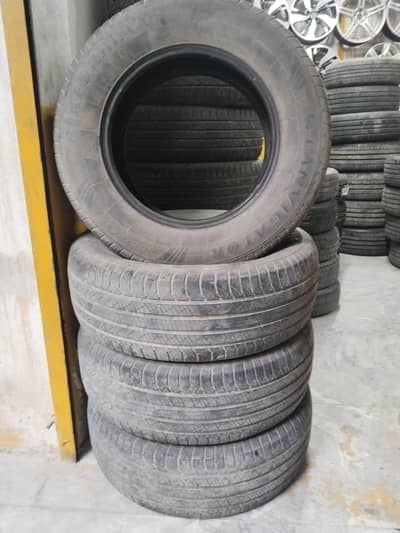 265 65 17 Tyres Set