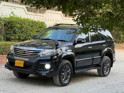 Toyota Fortuner 2016