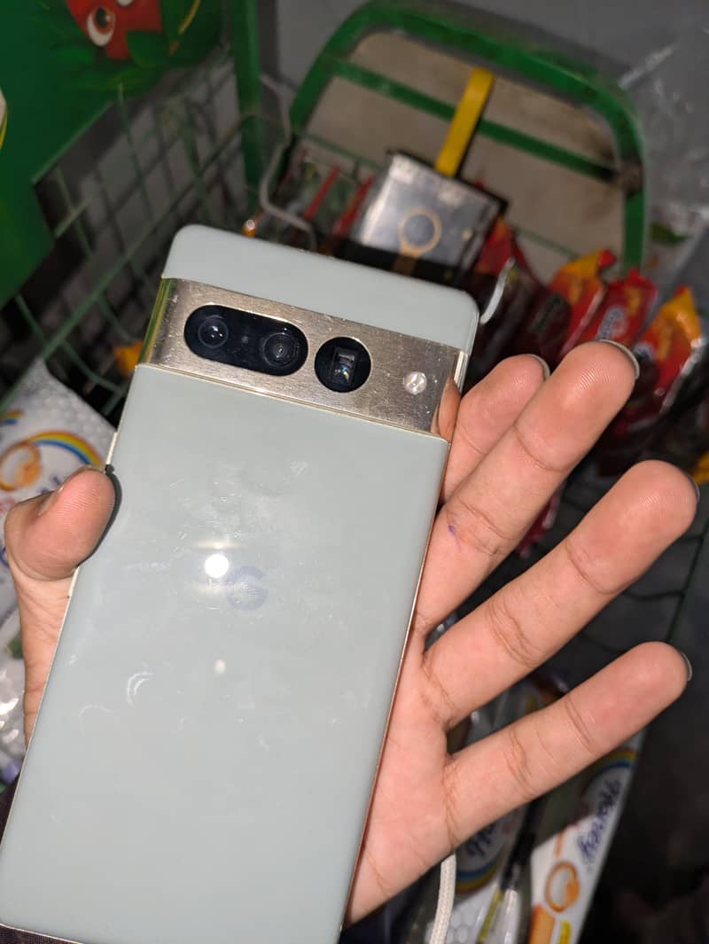 Google Pixel 7 Pro 2